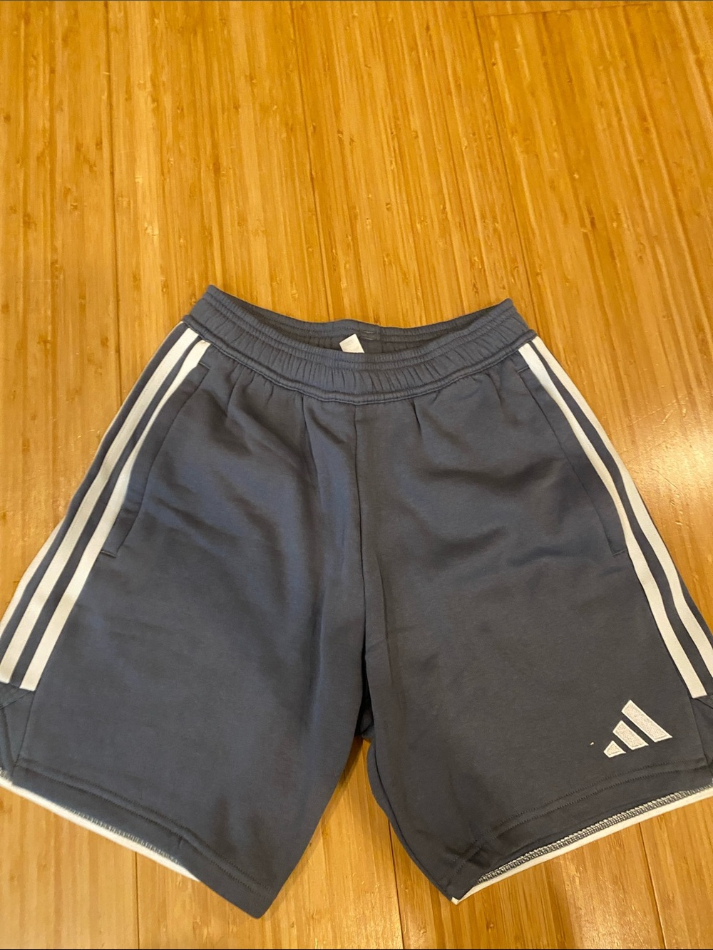 NWOT adidas Men's grey Athletic Shorts size s